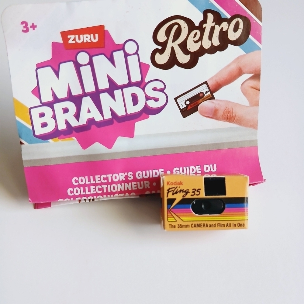 Zuru Mini Brands Retro Mini Kodak Disposable Camera